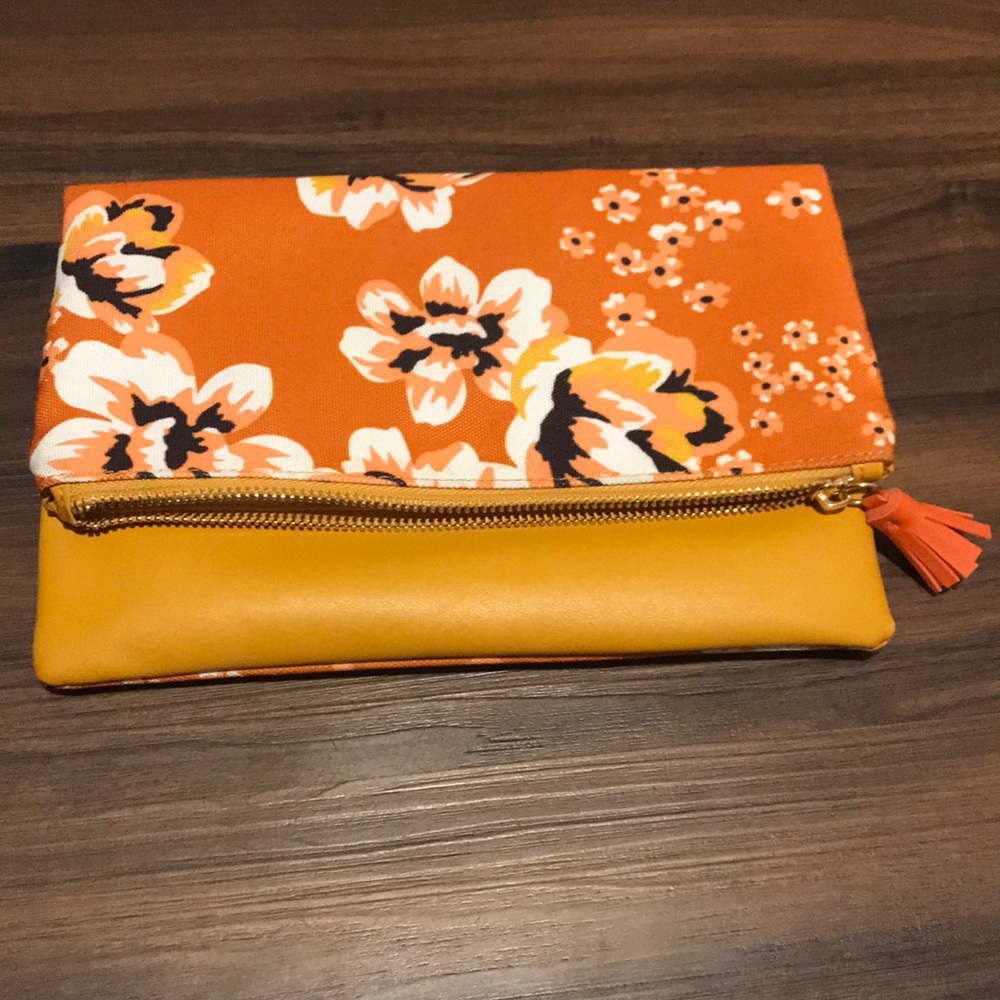 floral print clutch